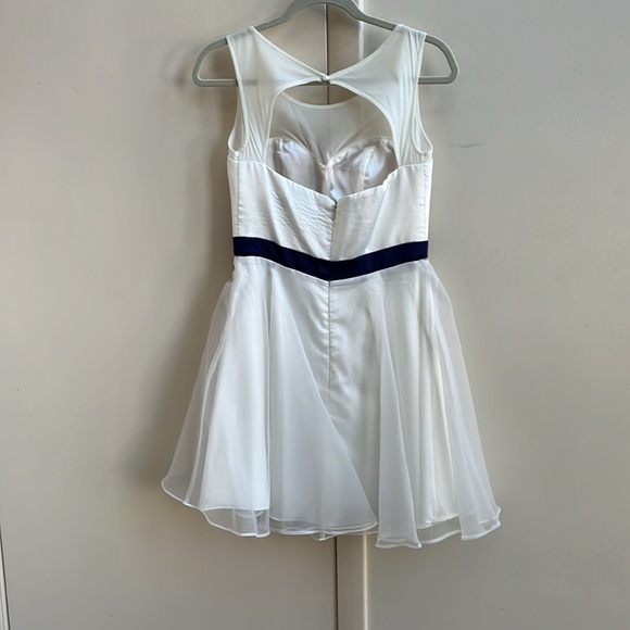 Everpretty formal dress great condition - Picture 4 of 4